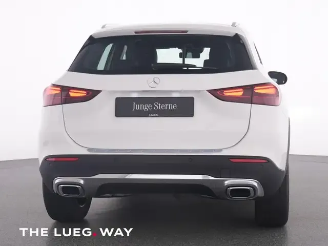 Mercedes-Benz GLA 200