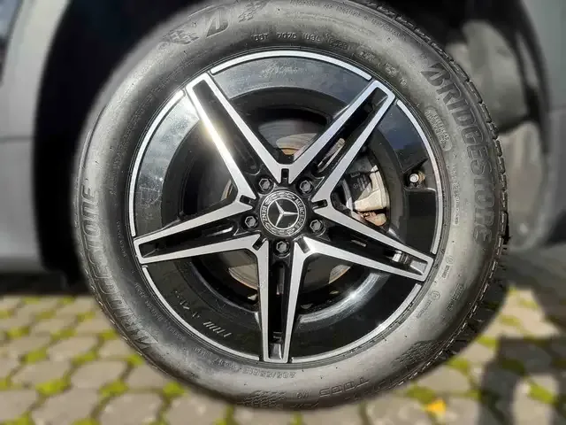 Mercedes-Benz EQB 250