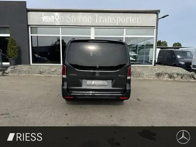 Mercedes-Benz V 300