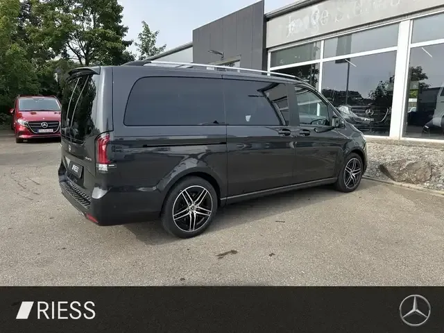 Mercedes-Benz V 300
