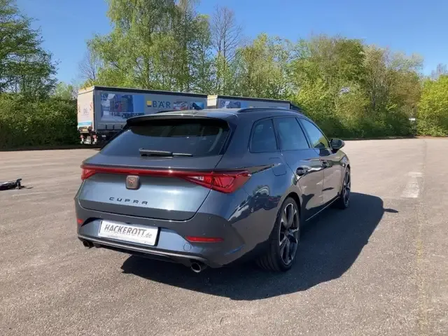 CUPRA Leon