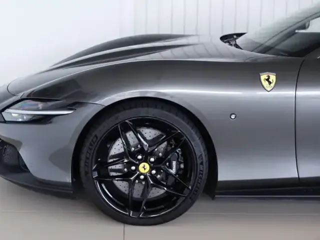 Ferrari Roma