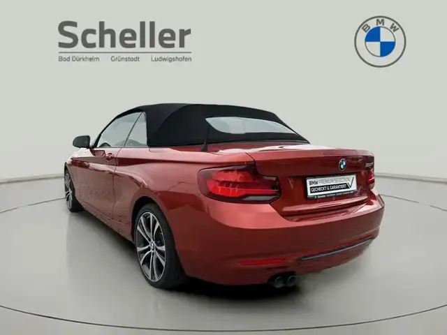 BMW 220