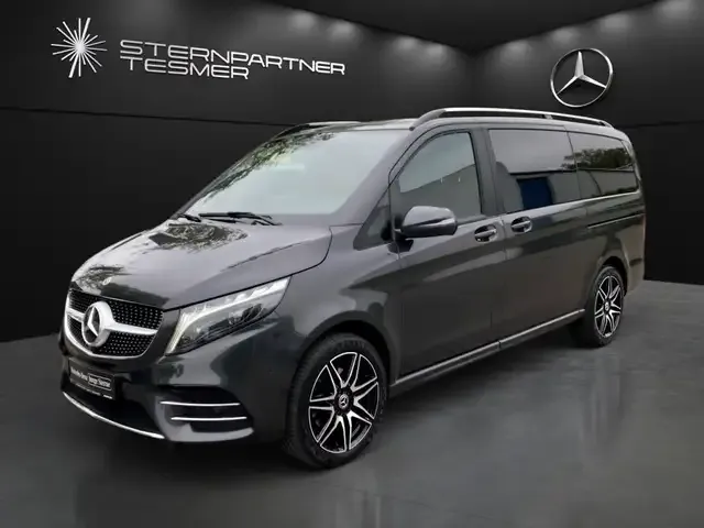 Mercedes-Benz V 220