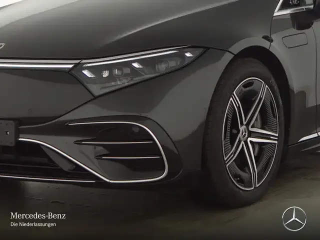 Mercedes-Benz EQS