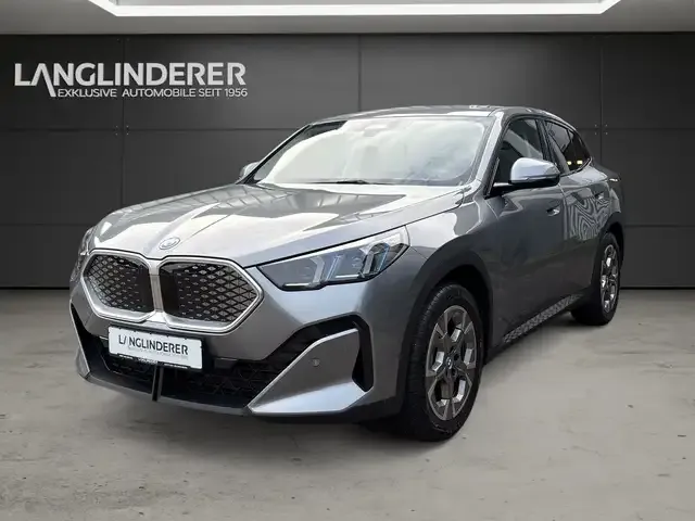 BMW iX2