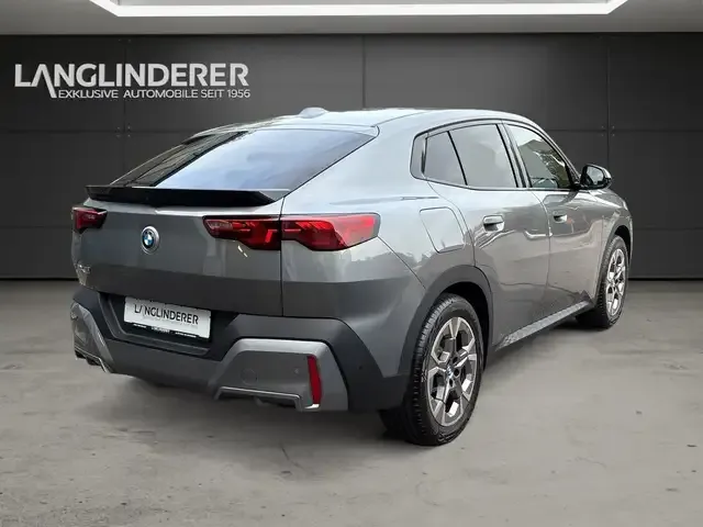 BMW iX2