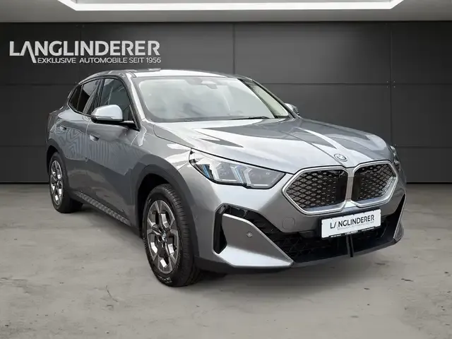 BMW iX2