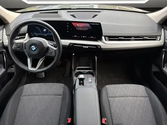 BMW iX2