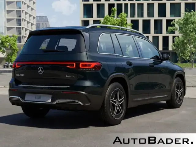 Mercedes-Benz EQB 300