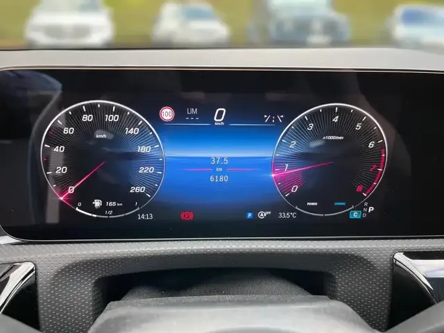 Mercedes-Benz CLA 200