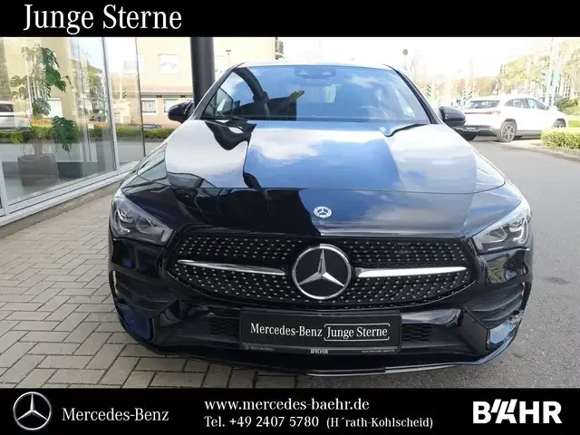 Mercedes-Benz CLA 220