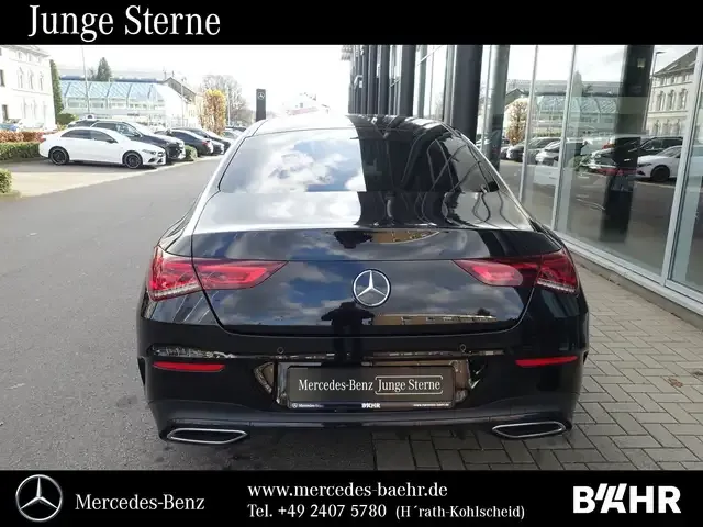 Mercedes-Benz CLA 220