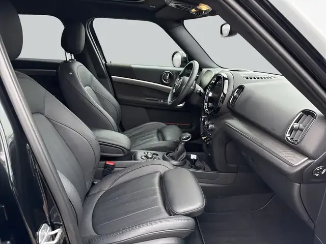 MINI Cooper SE Countryman