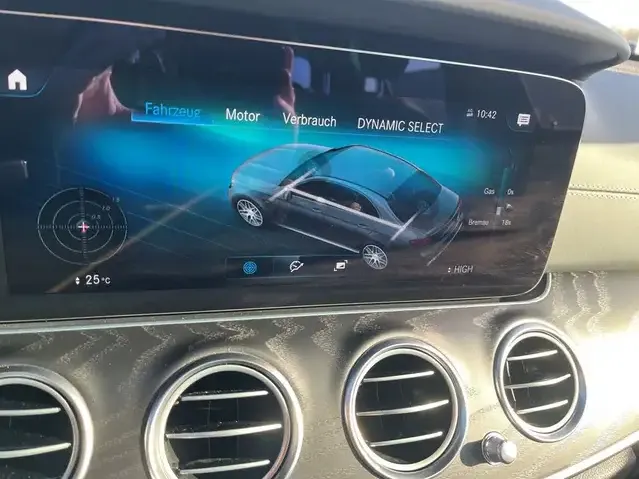 Mercedes-Benz E 63 AMG