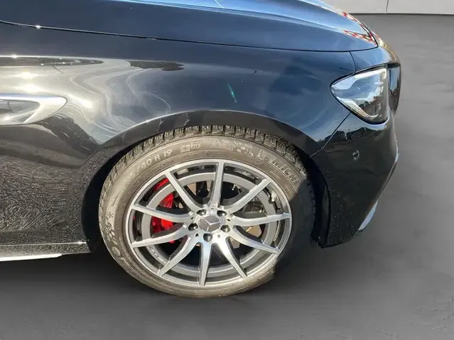 Mercedes-Benz E 63 AMG