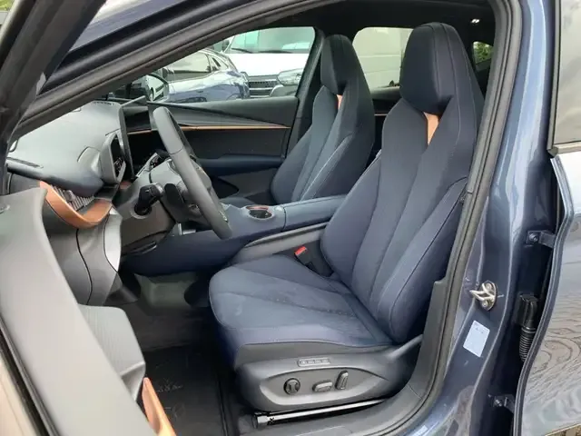 CUPRA Tavascan