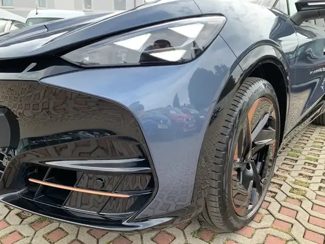 CUPRA Tavascan