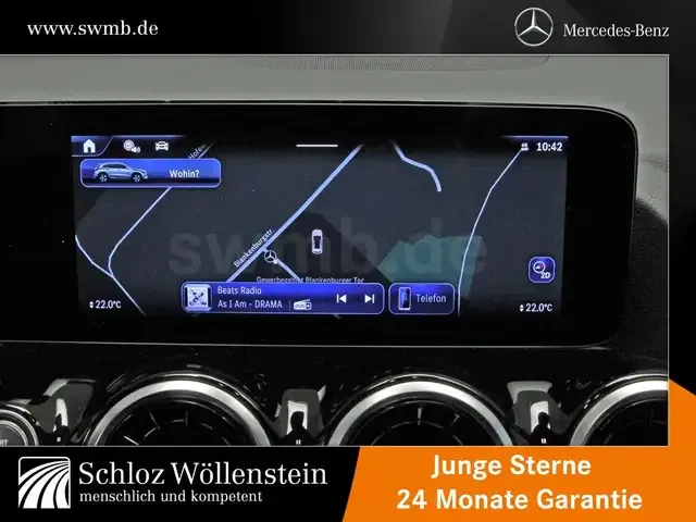 Mercedes-Benz GLA 200
