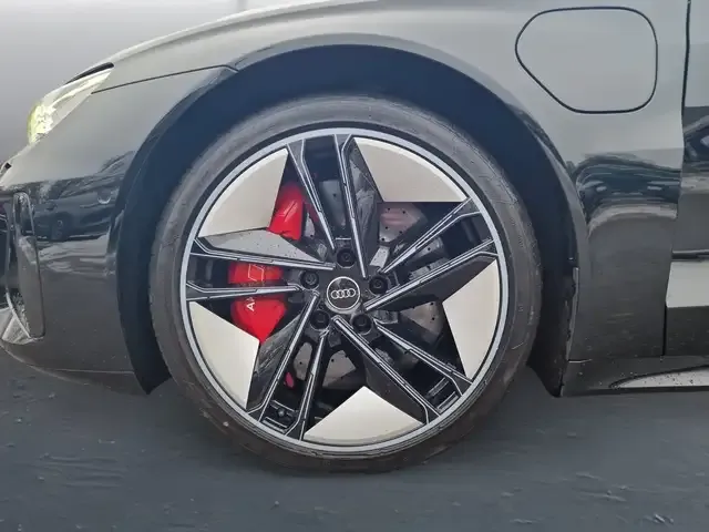 Audi RS e-tron GT