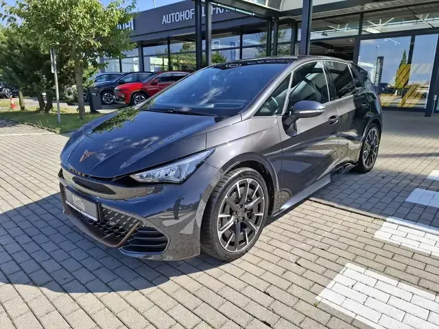 CUPRA Born