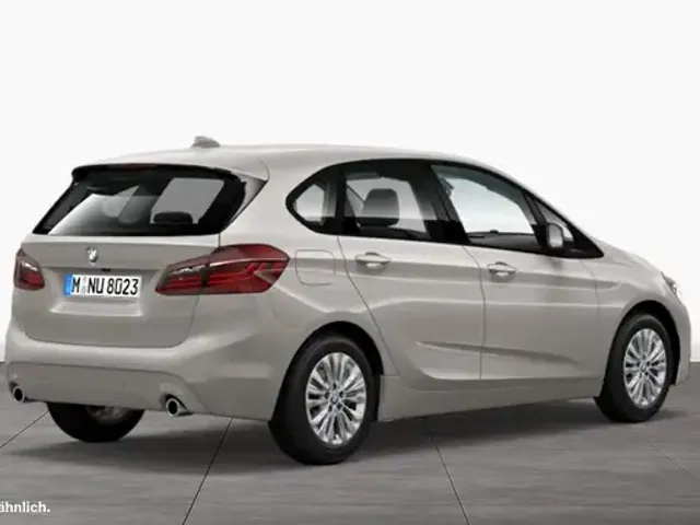 BMW 218