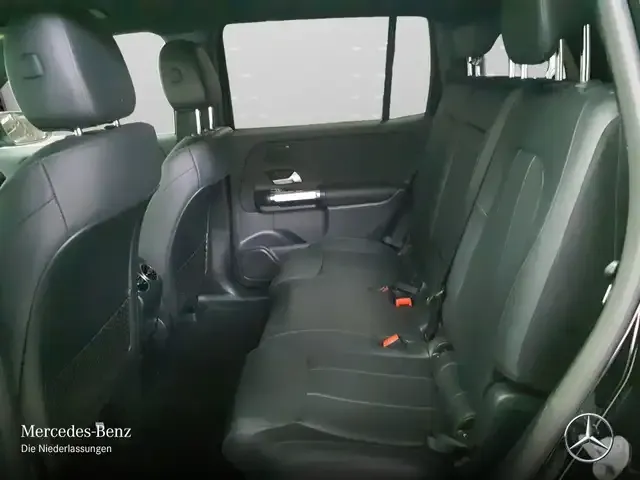 Mercedes-Benz Sonstiges