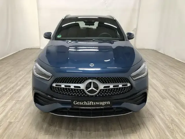 Mercedes-Benz GLA 250
