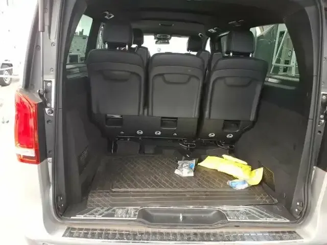 Mercedes-Benz V 250