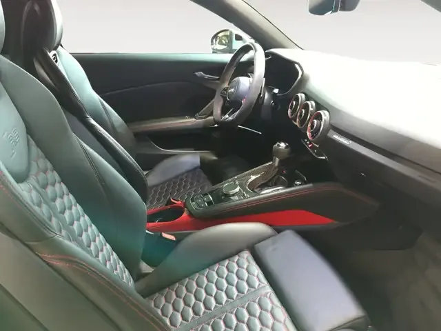 Audi TT RS
