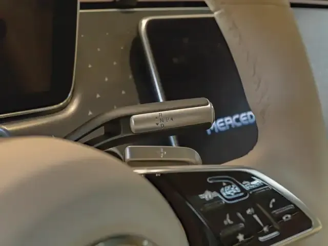 Mercedes-Benz EQS