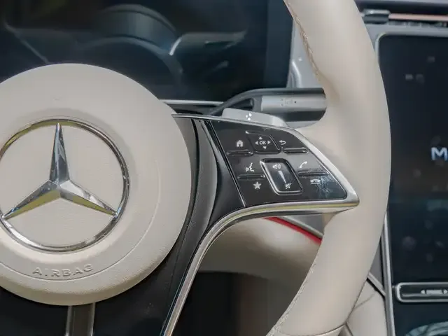 Mercedes-Benz EQS