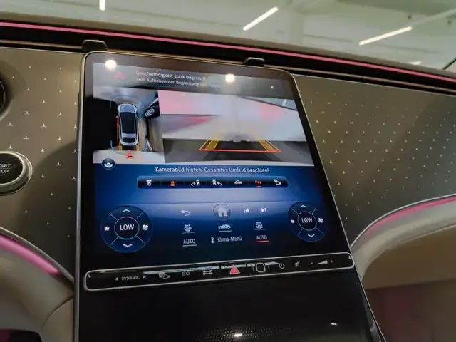 Mercedes-Benz EQS