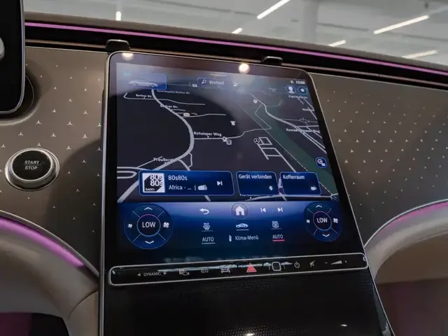 Mercedes-Benz EQS
