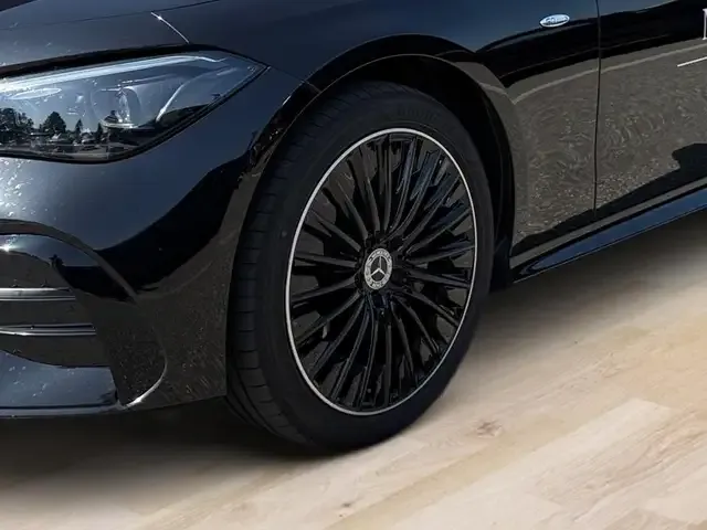 Mercedes-Benz CLE 300