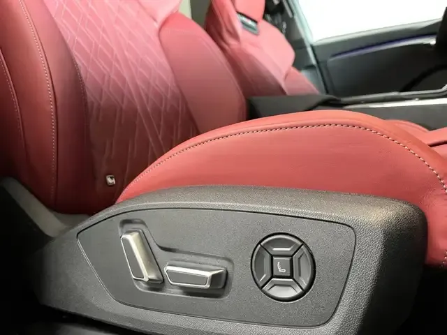 Audi SQ6