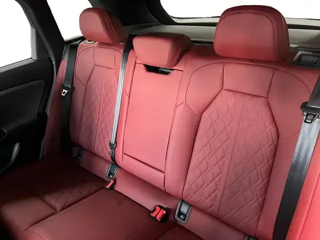 Audi SQ6