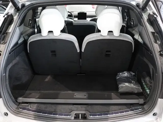 Volvo EX90