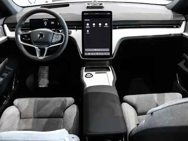 Volvo EX90