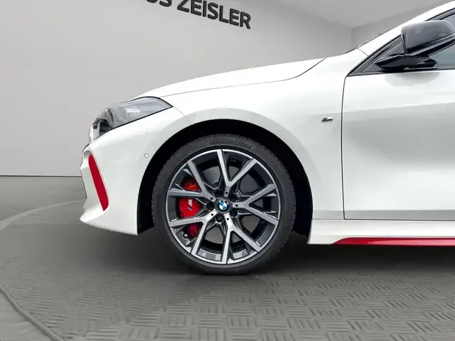 BMW 128