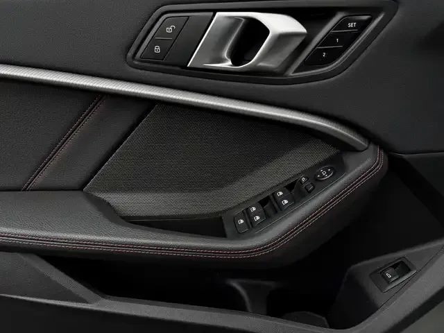 BMW 128