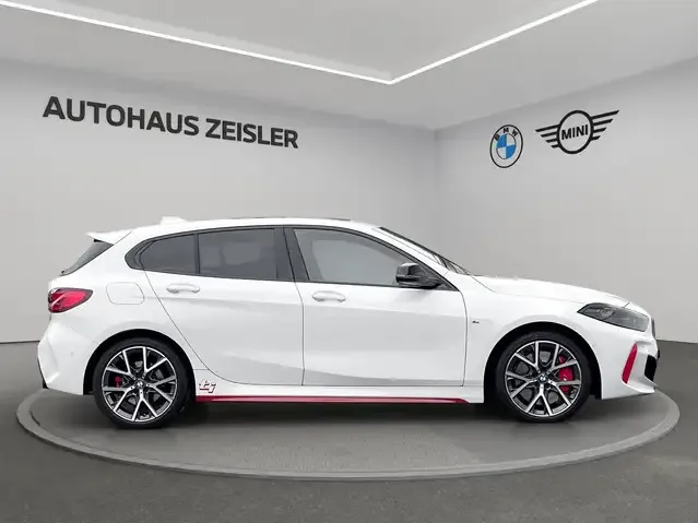 BMW 128