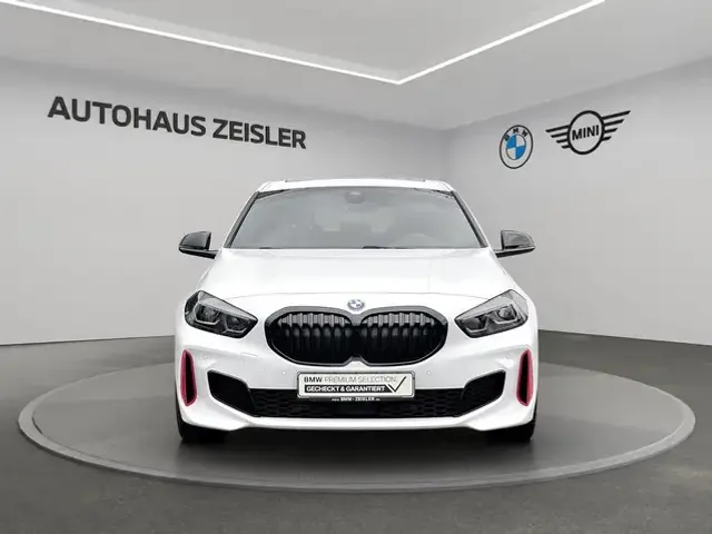 BMW 128