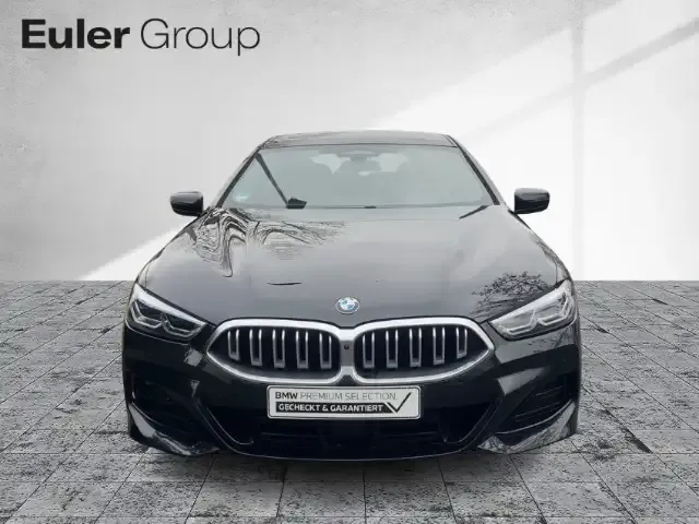 BMW 840