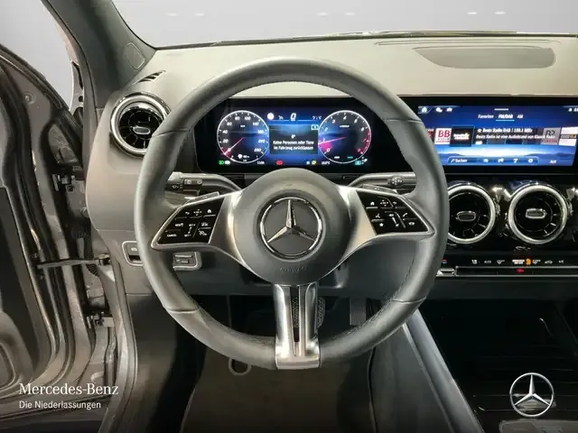 Mercedes-Benz GLA 180