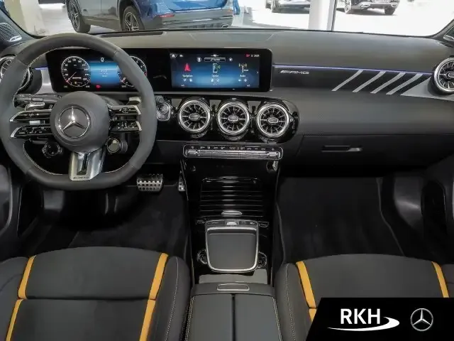 Mercedes-Benz A 45 AMG