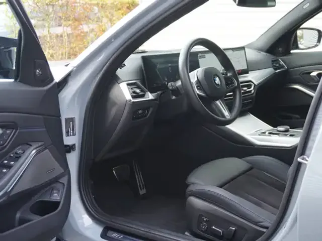 BMW 340