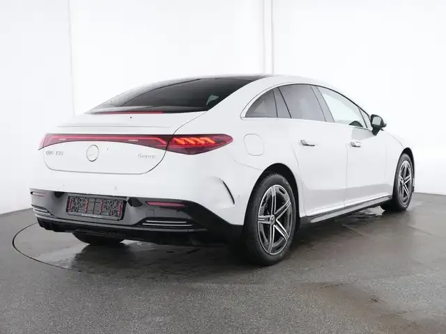 Mercedes-Benz EQE 350