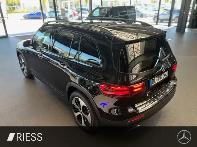 Mercedes-Benz GLB 250