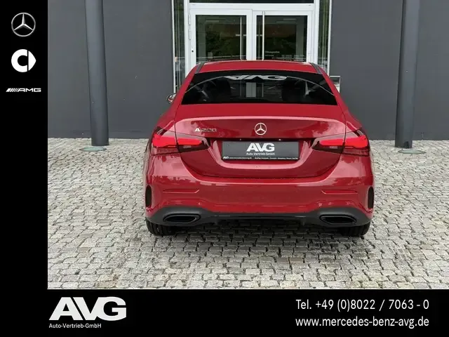 Mercedes-Benz A 200